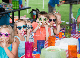 kids at birthday party with sunglasses