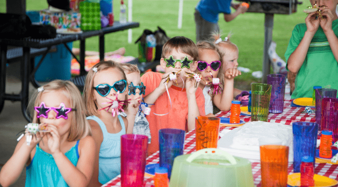 kids at birthday party with sunglasses