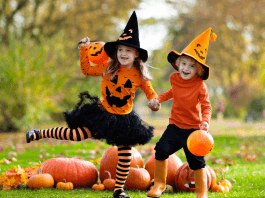 kids in pumpkin outfits