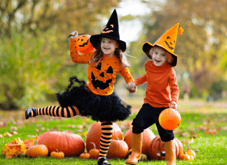 kids in pumpkin outfits