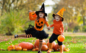 kids in pumpkin outfits