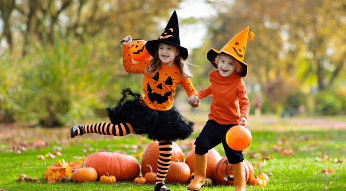 kids in pumpkin outfits